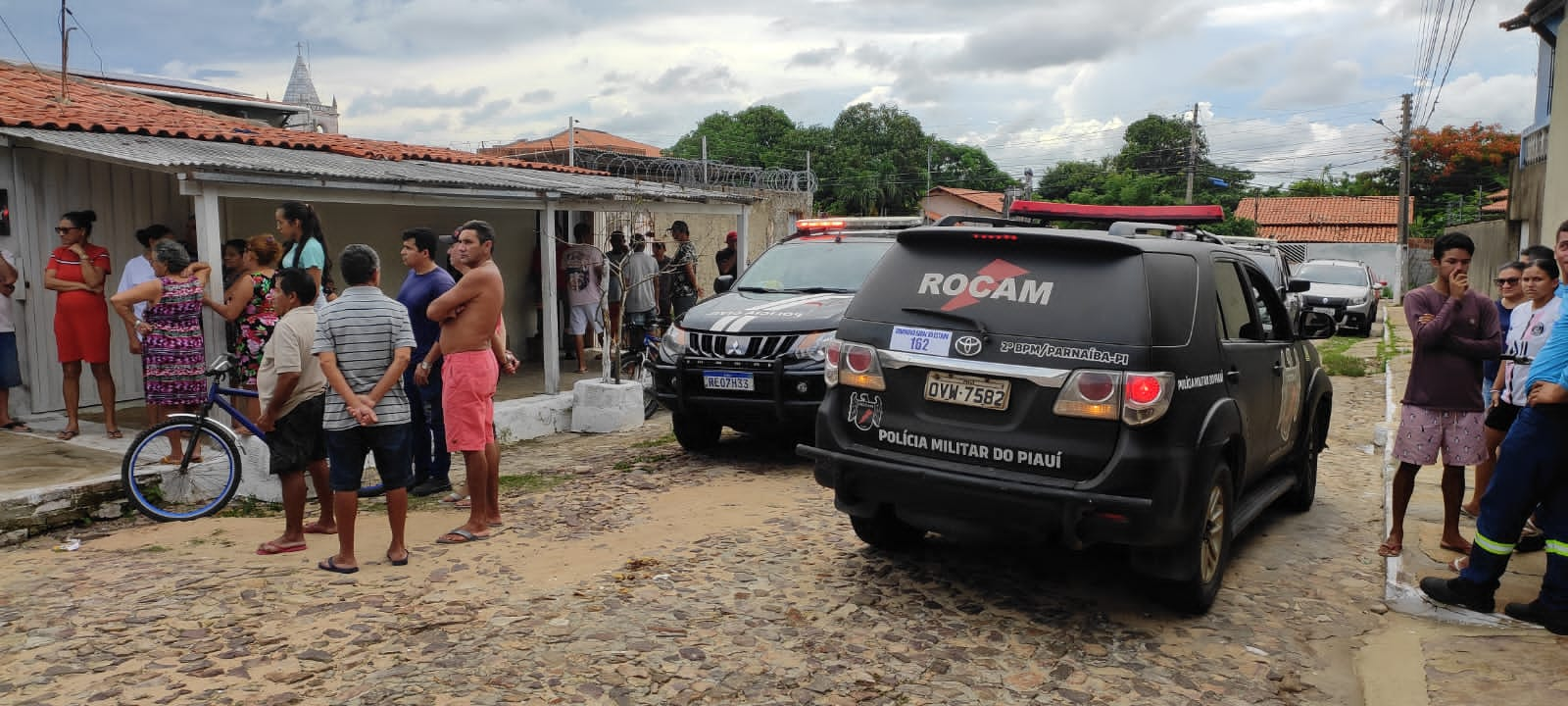 Homem Assassinado Mais De Quatro Tiros Na Cidade De Parna Ba