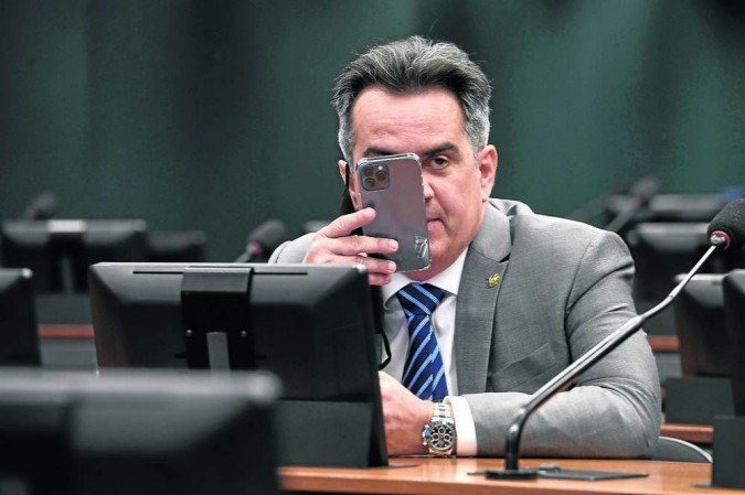 Ciro Nogueira quer cooperar com Lula