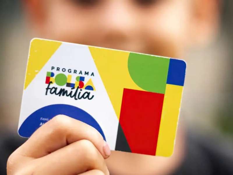 Famílias têm até 30 de junho para atualizar dados e manter Bolsa Família