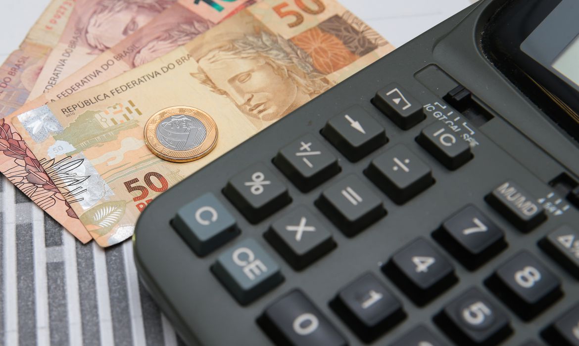 Entenda as novas regras da declaração do Imposto de Renda 2024