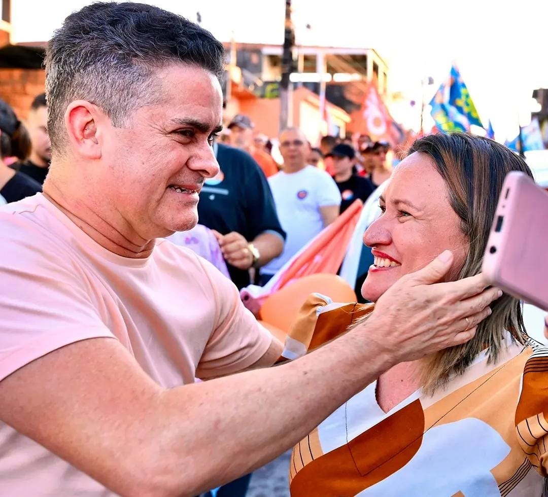 "A favela venceu", diz David Almeida ao ser reeleito prefeito de Manaus