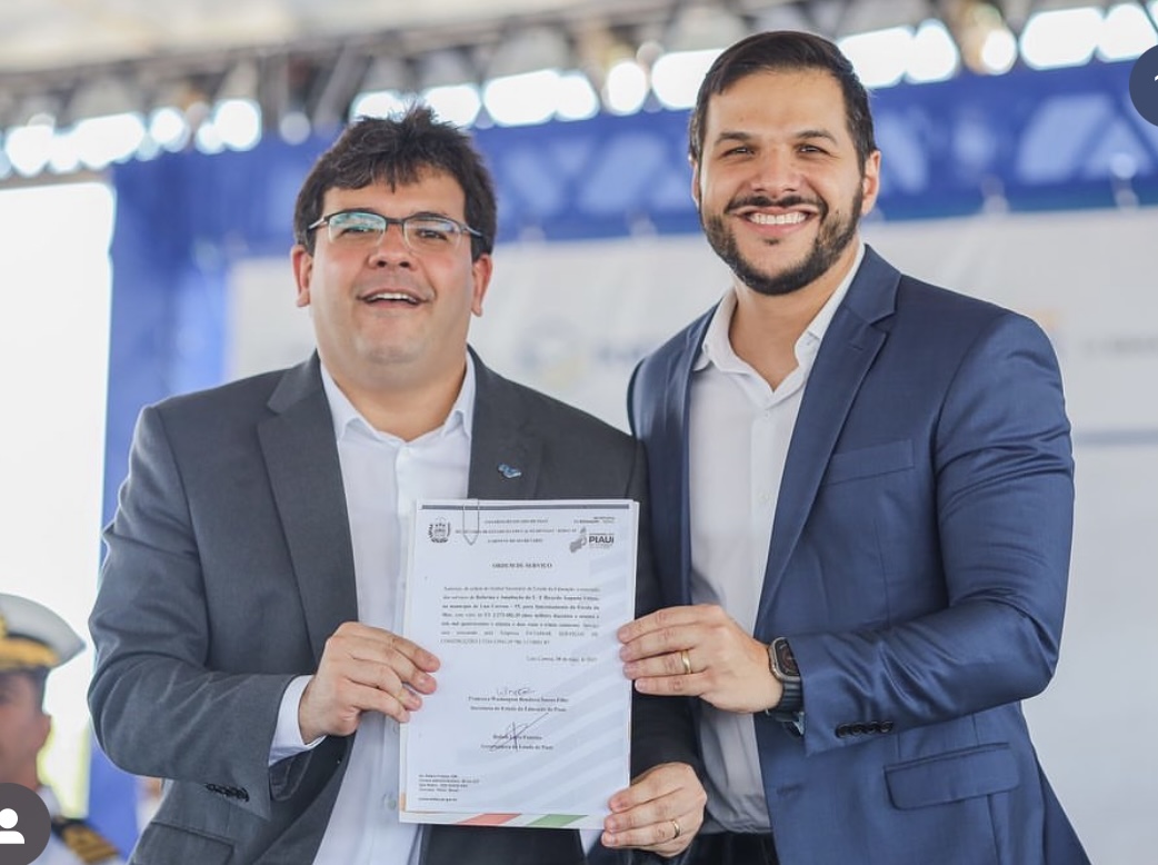 1ª mão: Rafael Fonteles determina inclusão da disciplina “Inteligência  Artificial” na rede estadual