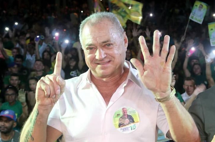 Datamax: Evangelista Resende está disparado na frente em Milton Brandão