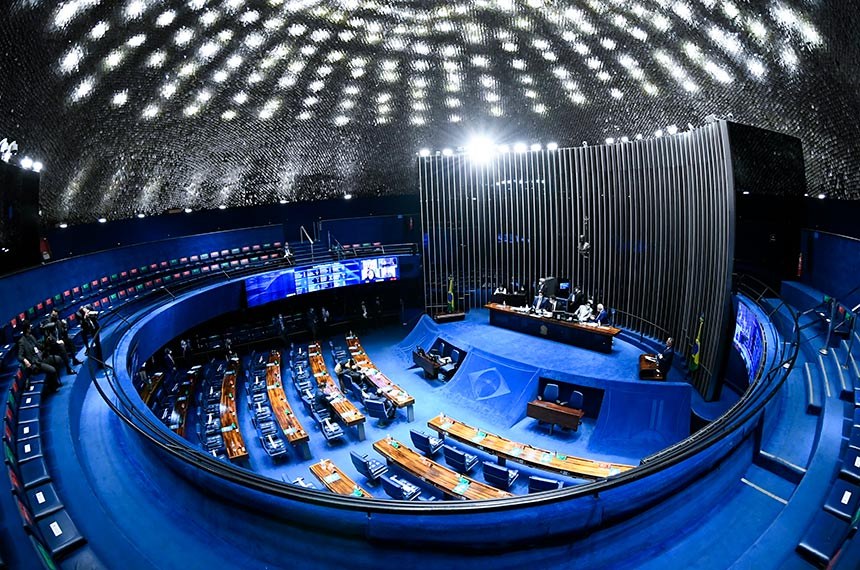 Senado aprova projeto que endurece penas para crimes violentos