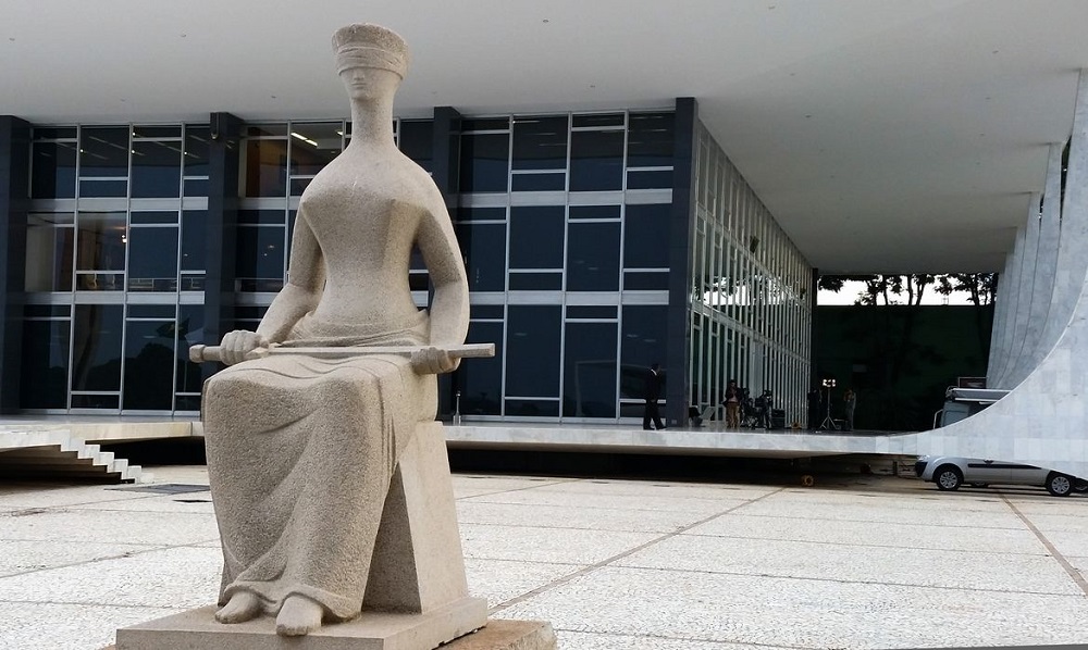 STF julgará se homem em união homoafetiva pode ter licença-maternidade