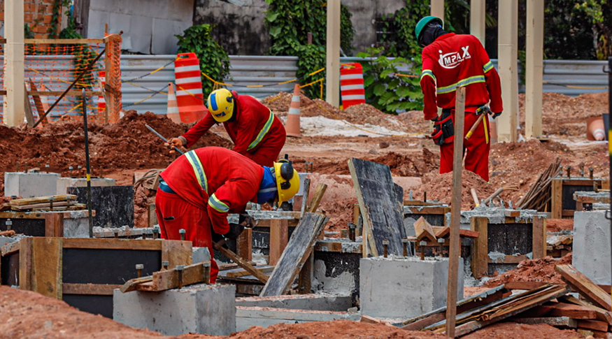 Com alta nas parcelas dos materiais e da mão de obra, preços da construção variam 0,46% em abril