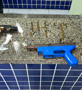 Homem é preso em flagrante por porte ilegal de arma no litoral do Piauí