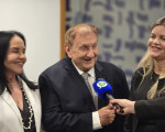 Mão Santa recebe a Medalha Mérito Legislativo de 2024, na Câmara dos Deputados - Foto: Lupa1