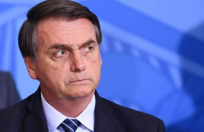 Bolsonaro critica e rebate nota do STF em encontro com apoiadores