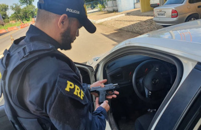 Homem é preso por porte ilegal de arma de fogo e munições em Floriano