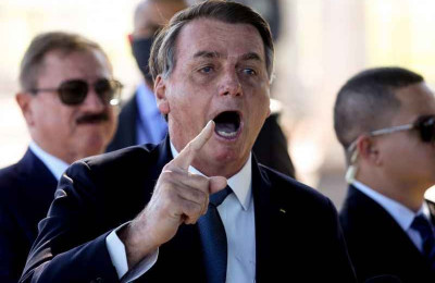 Bolsonaro critica governadores do Nordeste por ação contra redução do ICMS