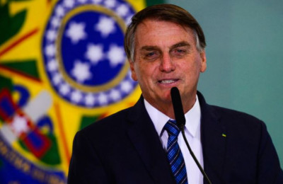 Presidente Jair Bolsonaro recebe alta do Hospital Vila Nova