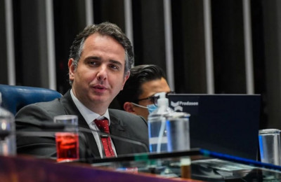 Presidente do Senado diz ser contra CPI da Petrobras