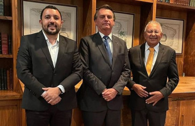 Dr. Pessoa visita Jair Bolsonaro no Palácio da Alvorada