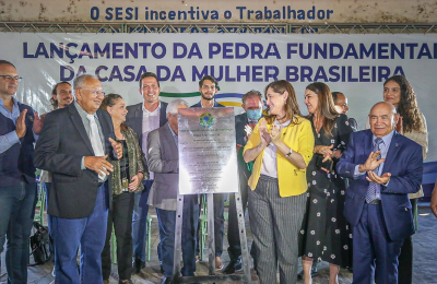 Dr. Pessoa lança pedra fundamental da Casa da Mulher Brasileira em Teresina