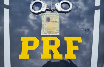 Homem com CNH adulterada é preso pela PRF no Sul do Piauí