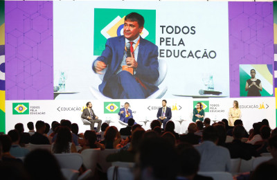 Wellington Dias destaca universalização do ensino superior no Piauí em evento do Todos Pela Educação