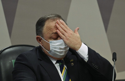 Pazuello passa mal no intervalo da sessão da CPI da Pandemia