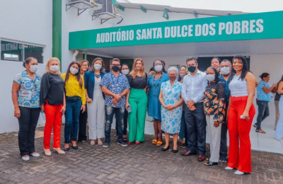 Governadora Regina Sousa inaugura auditório Santa Dulce dos Pobres na Sasc