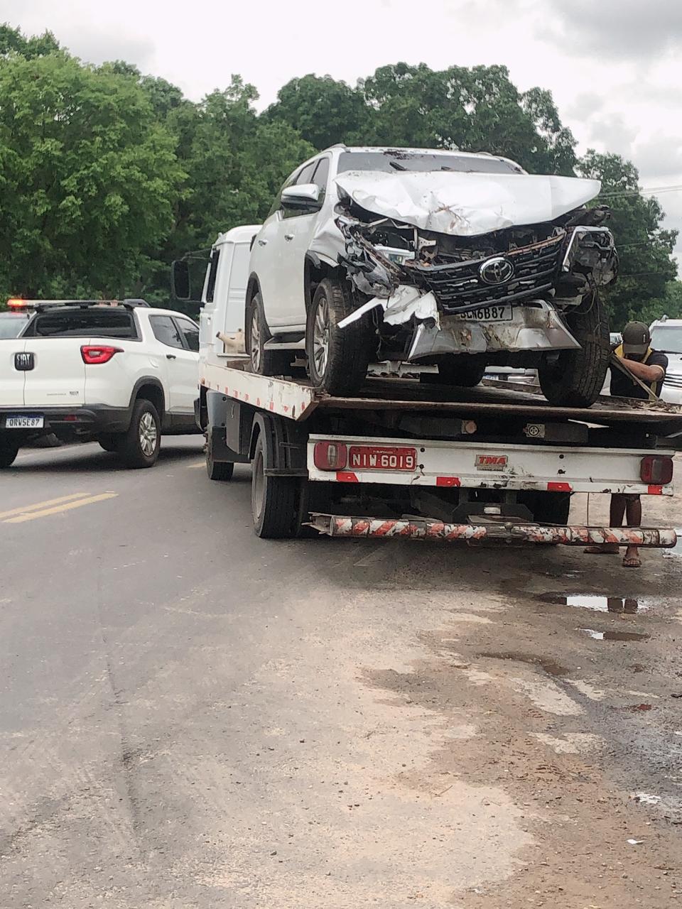 Criminoso bate carro roubado de vereador João Pereira - Foto: Reprodução