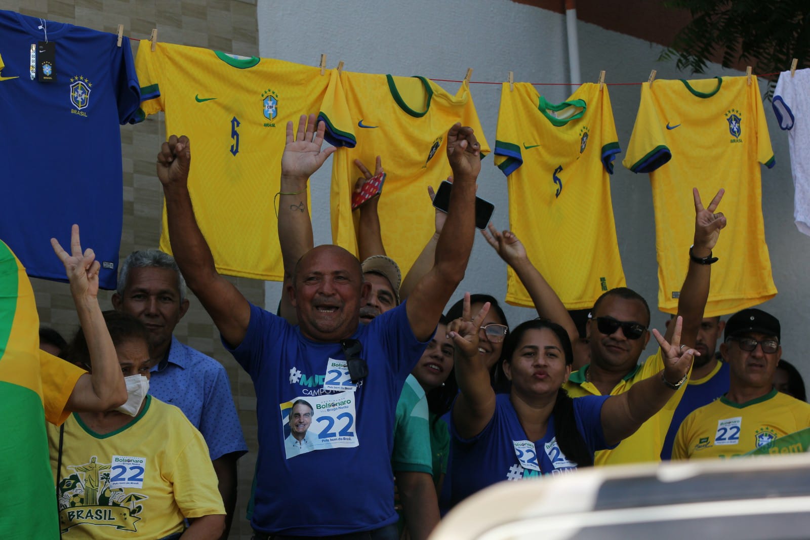 Apoiadores em evento com Jair Bolsonaro em Teresina