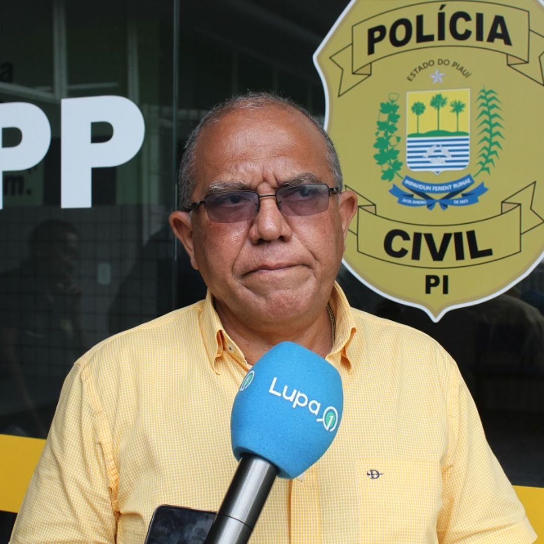 Delegado Francisco Costa, o Barêtta, parabeniza policiais civis do Piauí