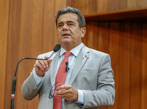 Deputado Henrique Pires critica extinção da Funasa com ‘canetada’ de Lula