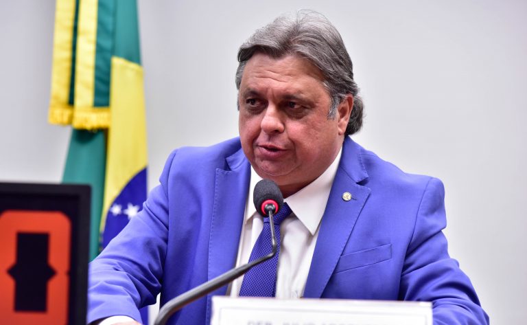 Júlio Arcoverde se posiciona contra PL que prejudica orçamento dos municípios