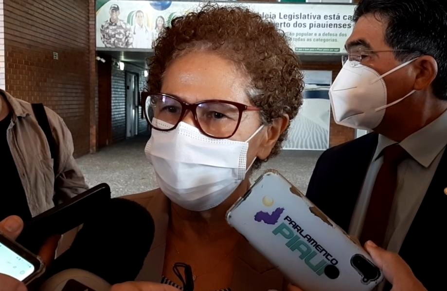Regina Sousa diz que Ciro Nogueira ficará contra Bolsonaro caso presidente não seja reeleito