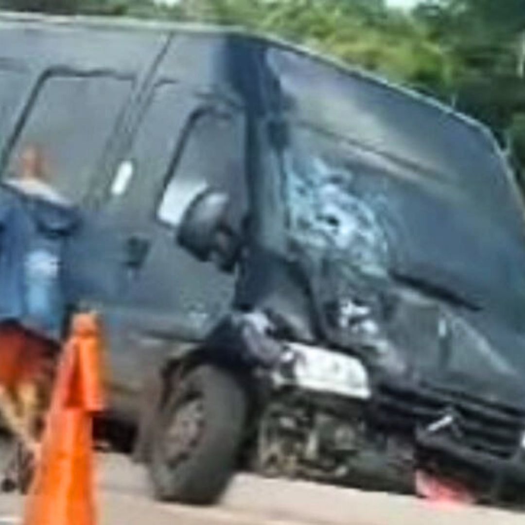 Acidente entre micro-ônibus e moto deixam idoso morto na BR-226 em Timon